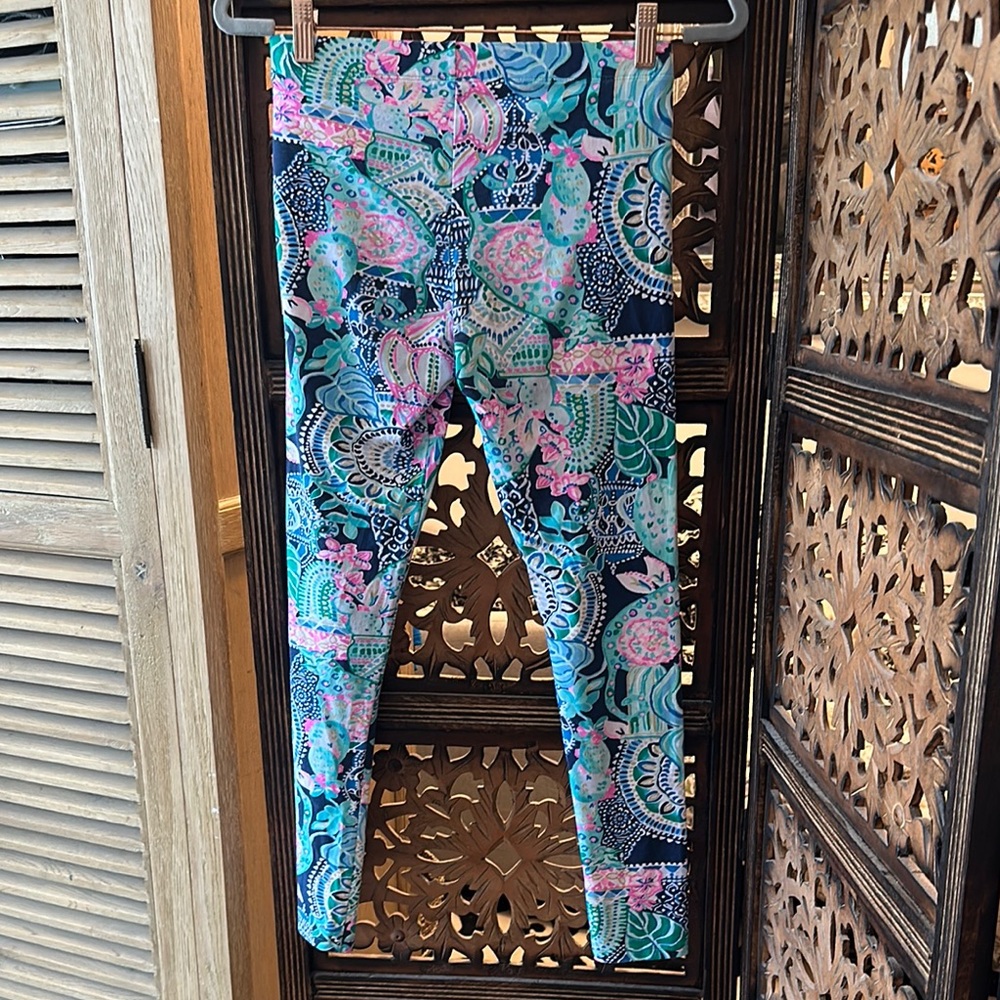 Lilly Pulitzer Girls Maia Multi Looking Sharp Legging Pants XL (12-14). - Picture 6 of 8